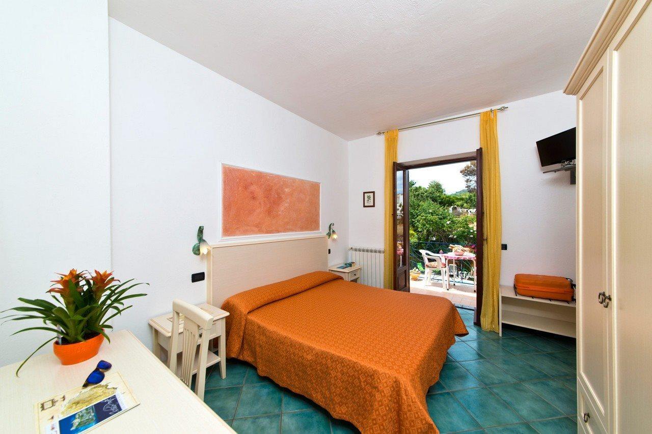 Hotel Aragonese ايسكيا المظهر الخارجي الصورة